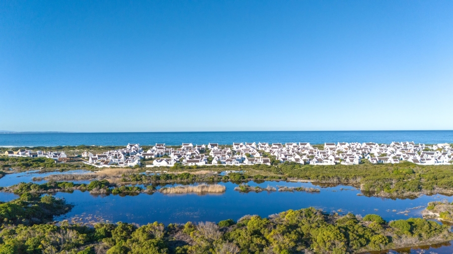 2 Bedroom Property for Sale in Struisbaai Western Cape